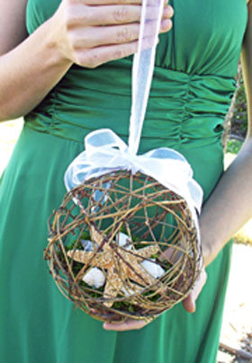 modern floral bouquets Quinceañera bouquets