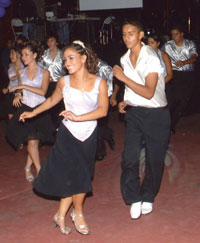 Dancing Dancing