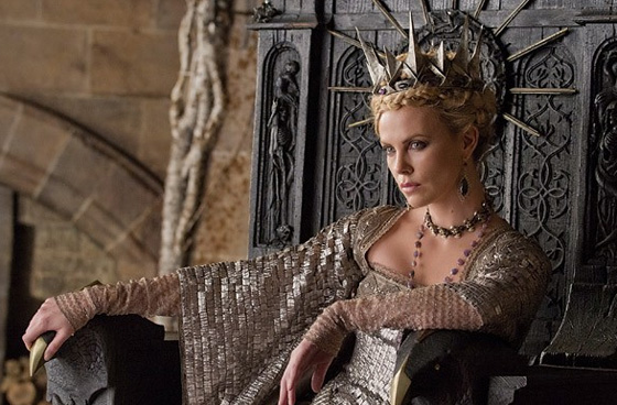 Quinceanera image: Charlize Theron, a woman wearing a crown sitting on a chair from the movie Snow White and the Huntsman
