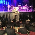 Juanes spreads music education to Los Angeles youth